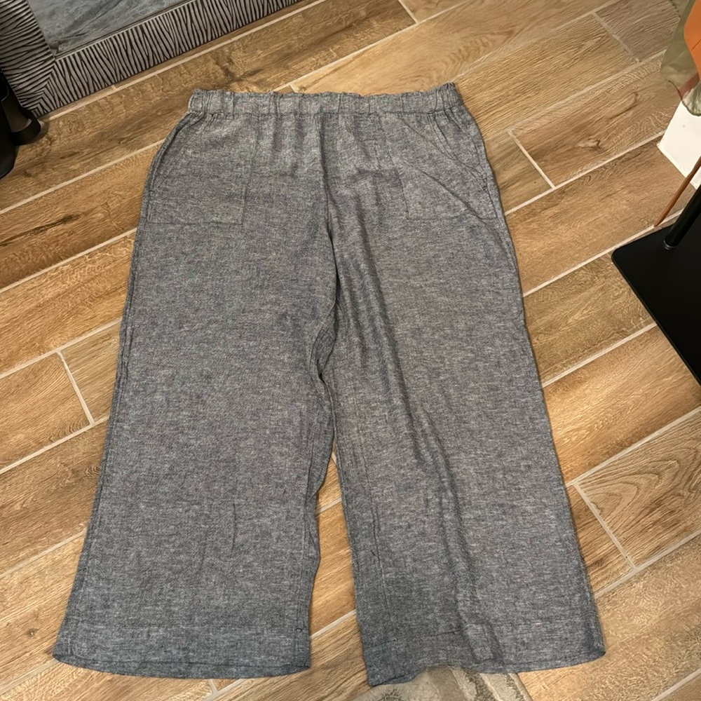 Linen and Rayon plus size wide leg trousers! So comfy! Elastic waist!